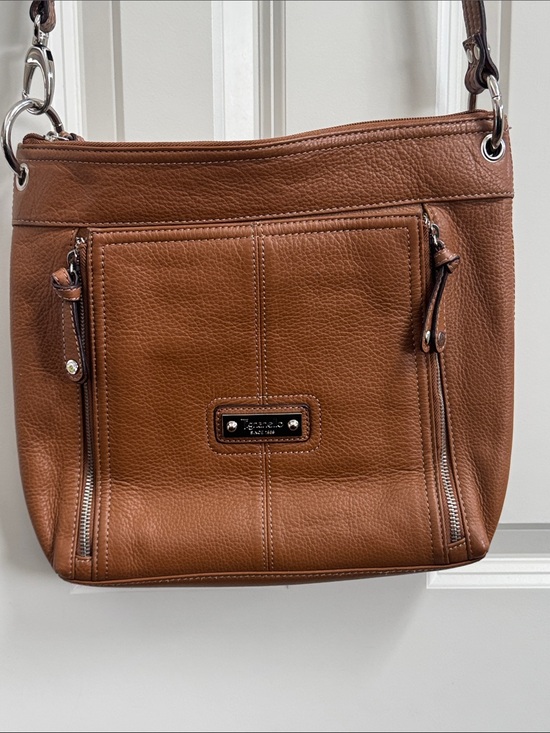 Tignanello Handbags - Tignanello Cognac Brown Leather Crossbody with Dual Front Zips